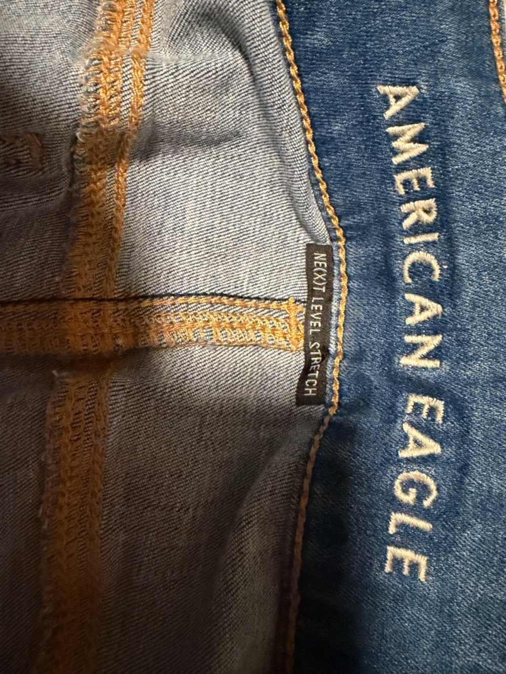 American Eagle Capris - Picture 4 of 6